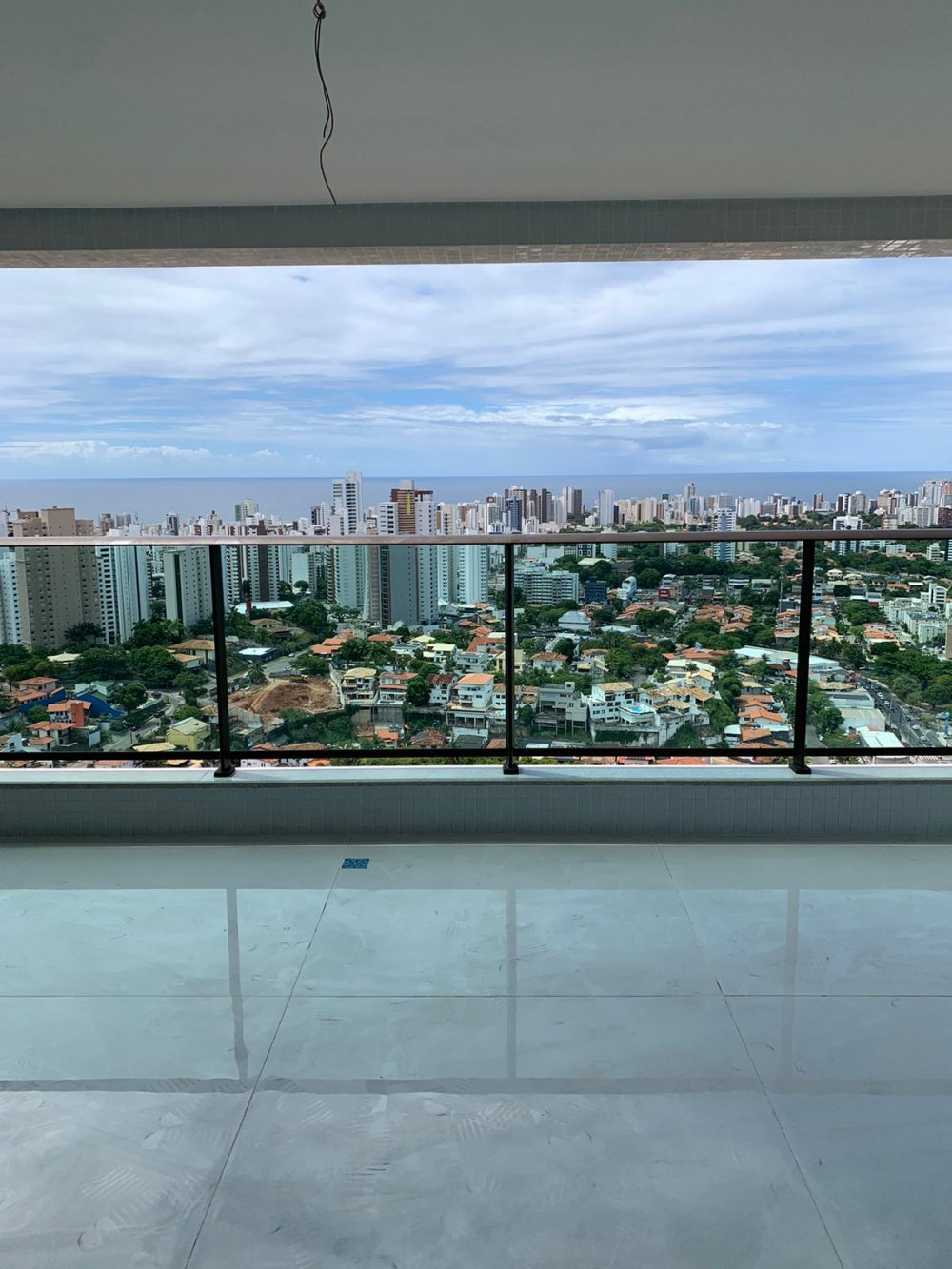 Apartamento Alto Padro - Venda - Caminho das rvores - Salvador - BA